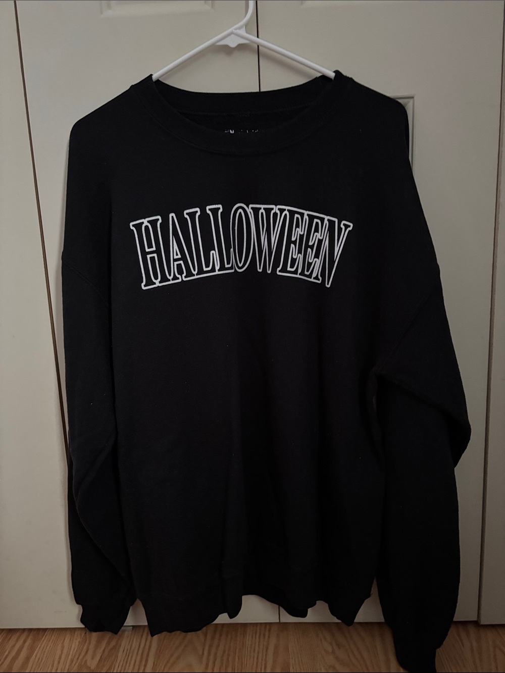 Black 'Halloween' Graphic Sweatshirt - Women's Sweater